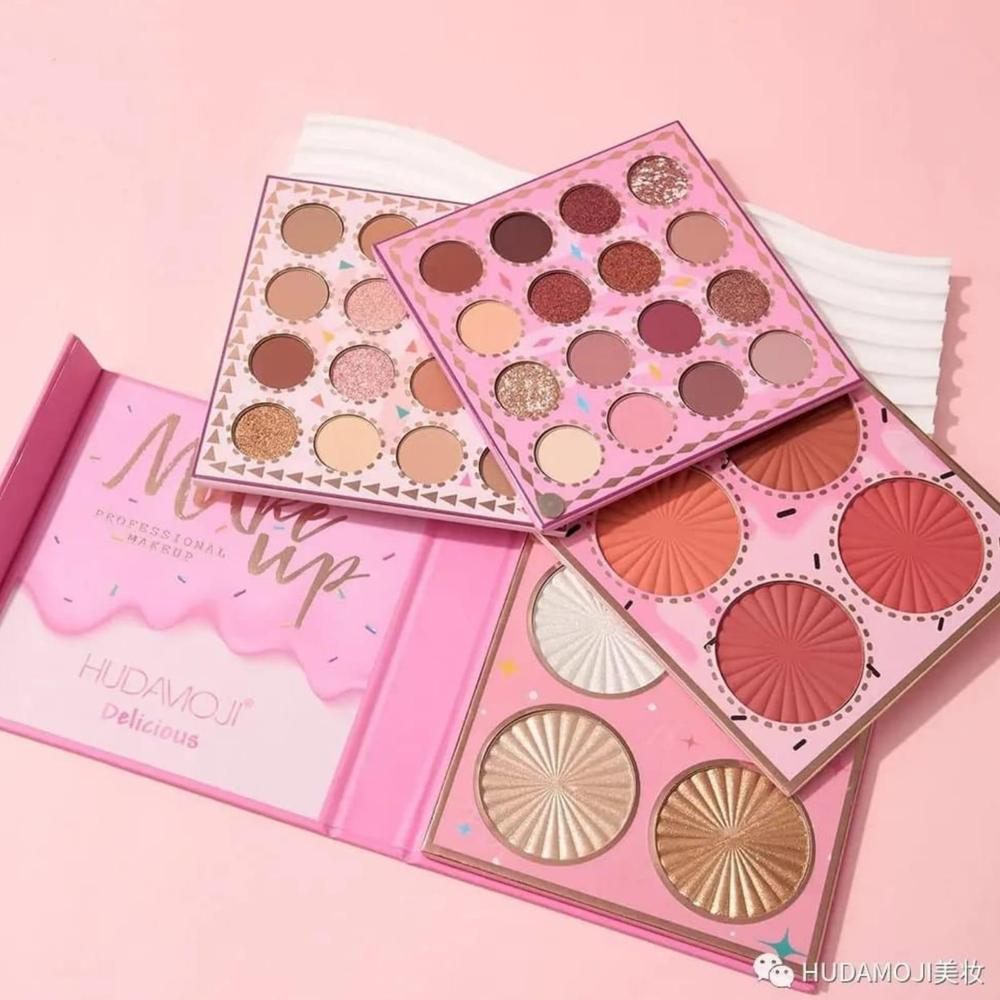 4 In 1 Makeup palette